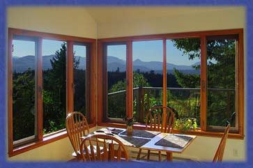 The dining room at Cufra Cliffs B&B, Thetis Island, BC